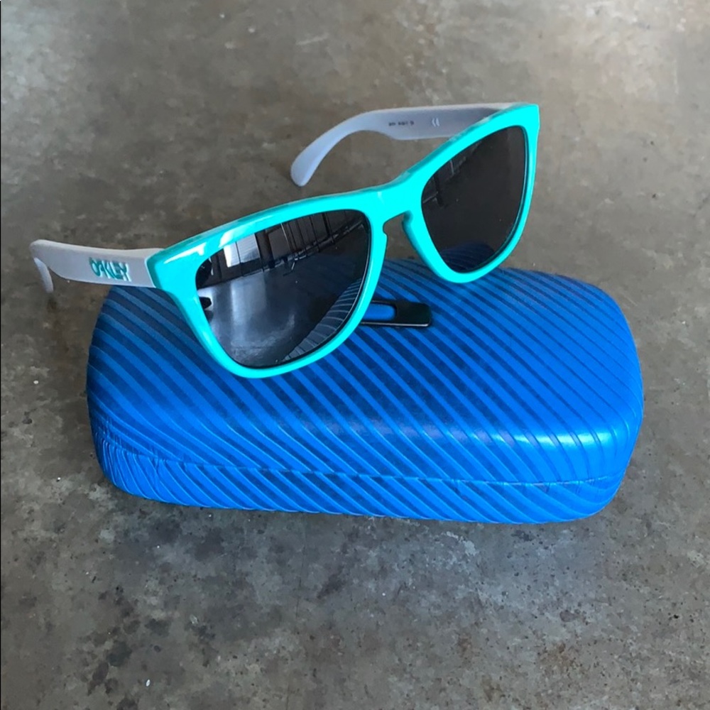 Oakley Frogskins Razor Blades Seafoam Sunglasses